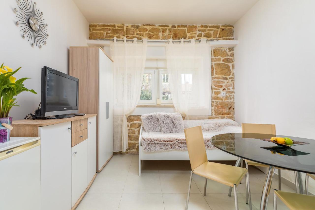 Apartment Nikola Fažana Eksteriør billede